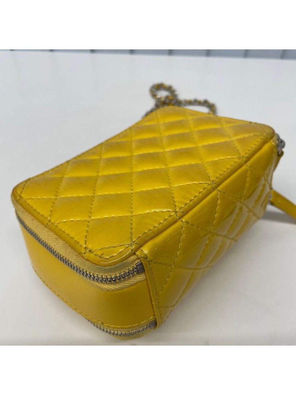 Chanel Mini Quilted Patent Leather Chain - Picture 8 of 10